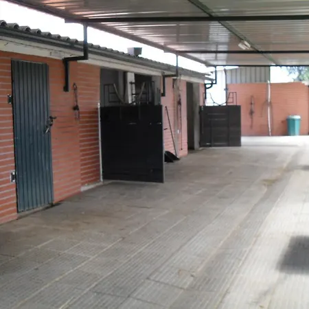 Quinta Do Outeiro Alto Alojamento de Turismo Rural *